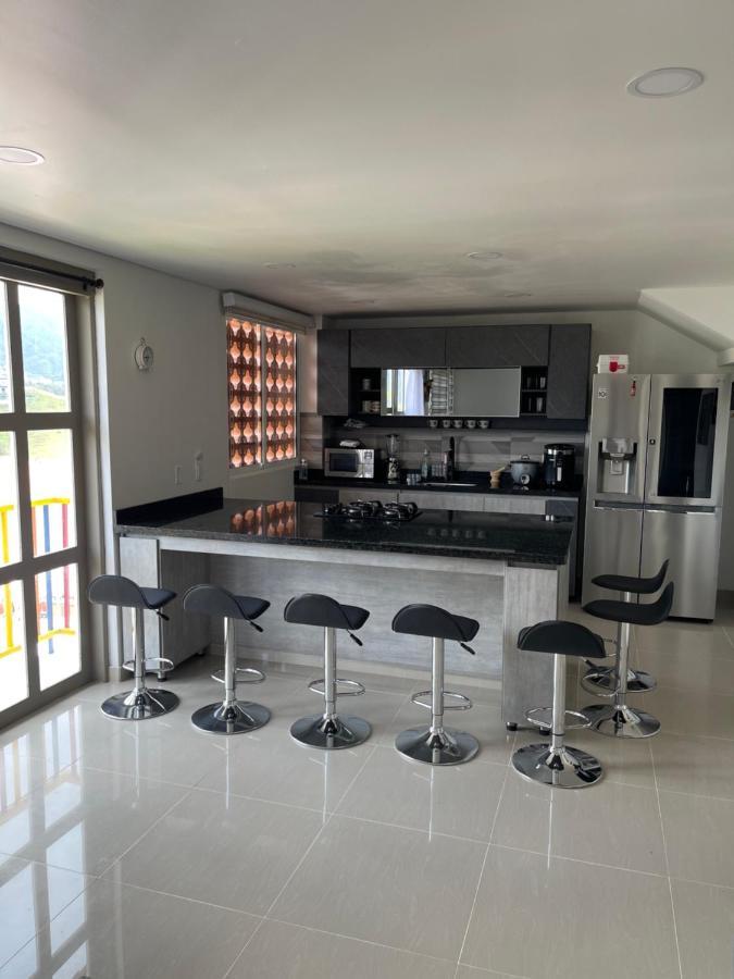 Ferienwohnung Apartamento De Lujo Guatapé Exterior foto